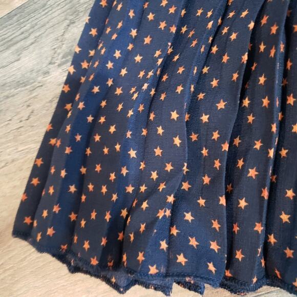 NWT She + Sky Star Print Cotton Pleated Shorts - Picture 3 of 9